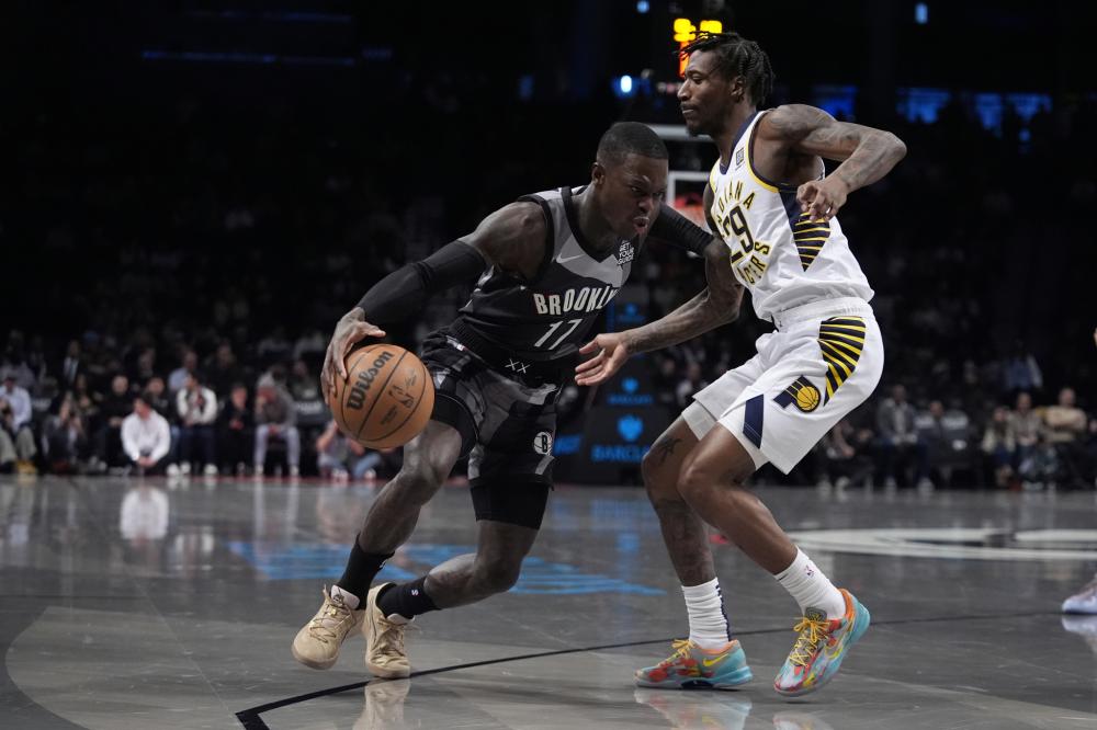 她以其敏捷 她以其敏捷