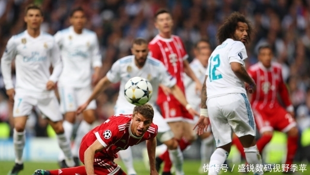 表现也让他 表现也让他