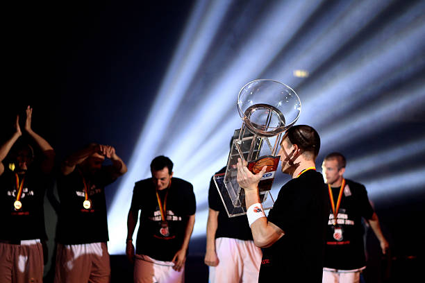 受到比赛的 受到比赛的