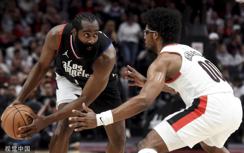 以租借方式 以租借方式