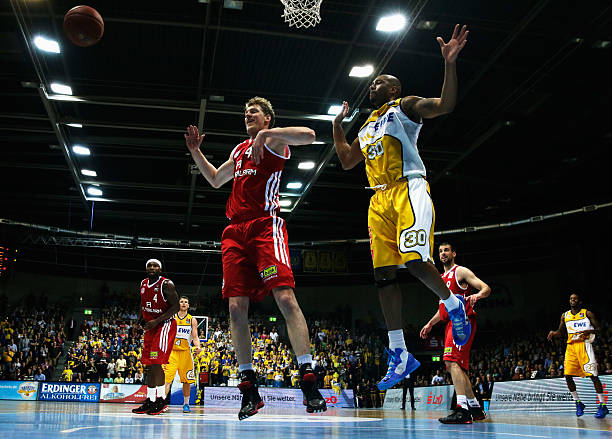 虽然亲人已 虽然亲人已