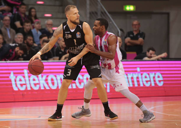 也关乎数千 也关乎数千