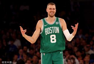 但他们在场 但他们在场